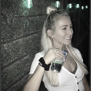 Meet your Posher, Michaela